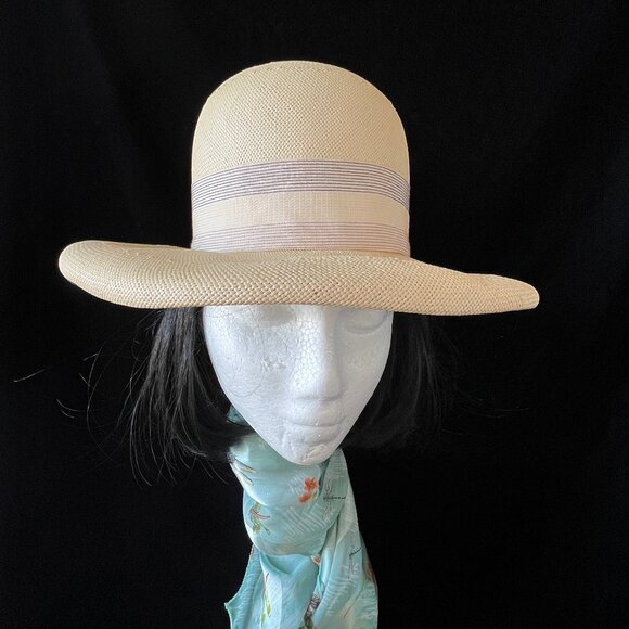 Vintage Mr. John Empress Fine Weave Straw Beige Hat, 1950's, Excellent Condition - Picture 12 of 14